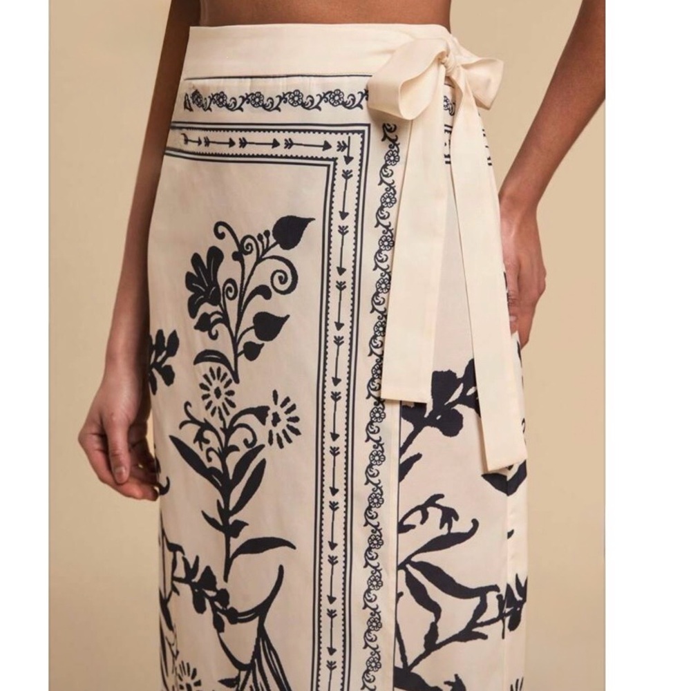 Floral Print Wrap Around Skirt Cream Retro by Travachic XL New without Tags - Picture 3 of 8